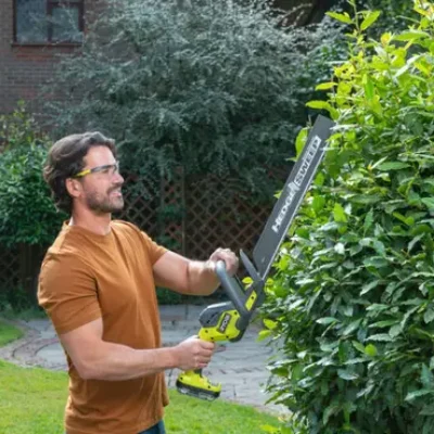 taille haies RYOBI LINEA 18V avec lame de 45 cm