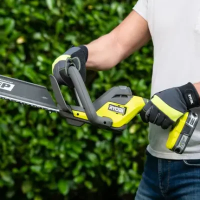 Taille haie RYOBI ONE+ RY18HT55A 0